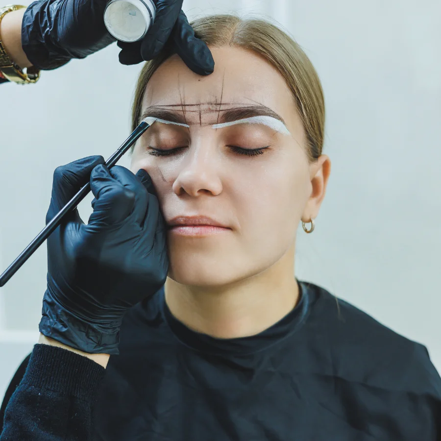 Eyebrow micropigmentation